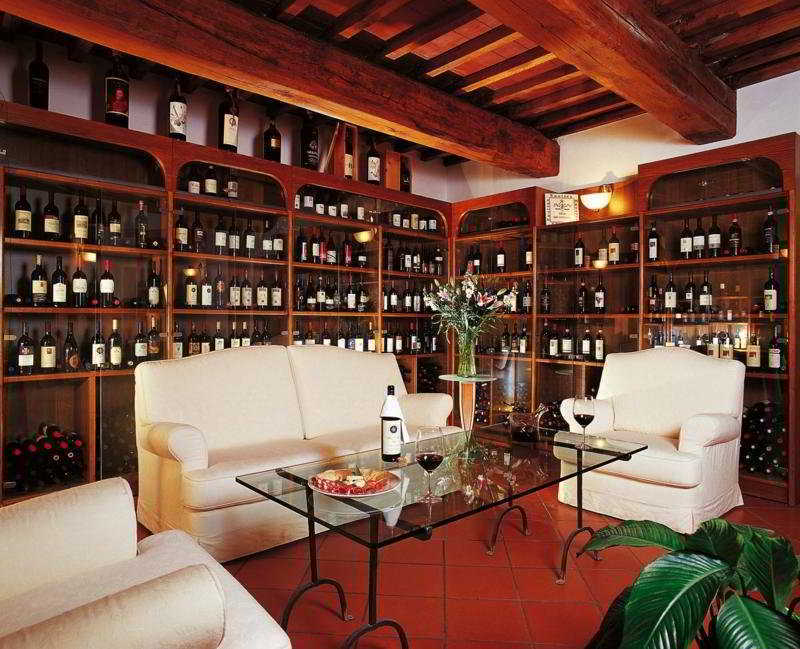 Hotel San Lucchese 4*