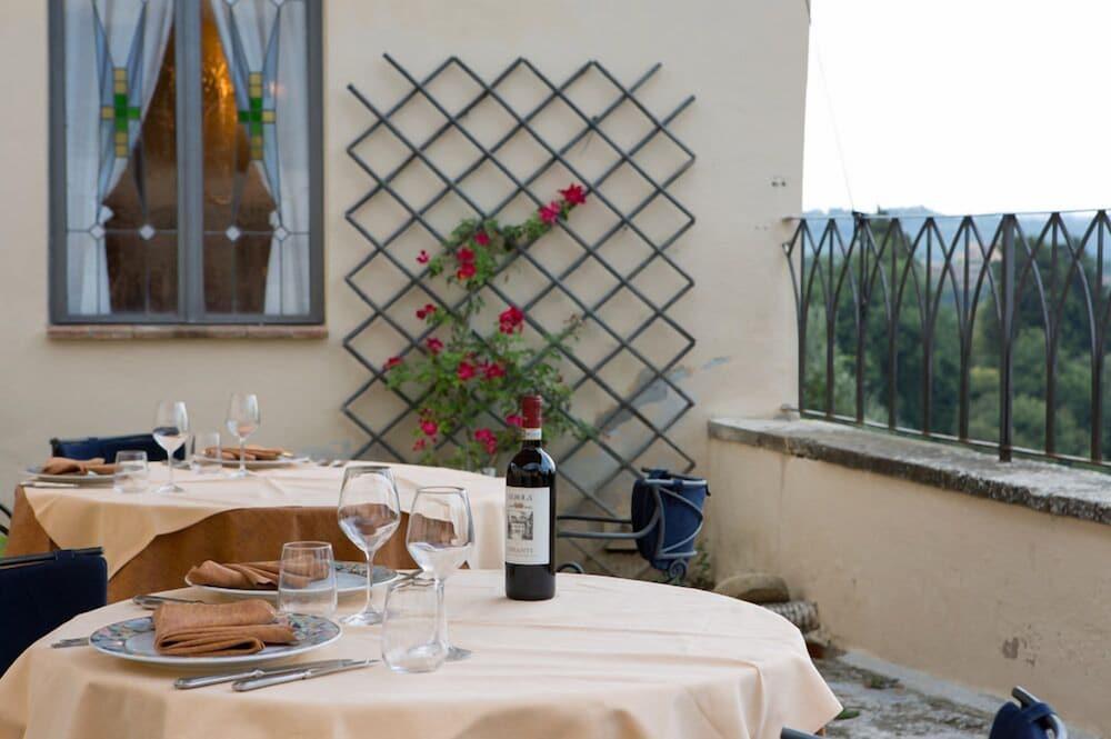 San Lucchese Hotel 4*
